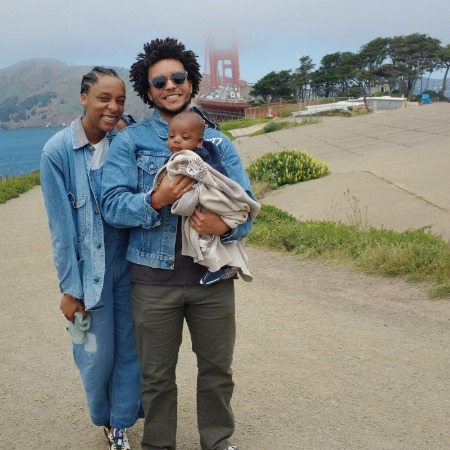 Tavior Mowry with his wife and son Triumph Alexander Mowry.